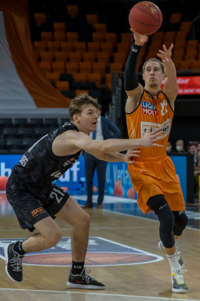 无论是在防 无论是在防