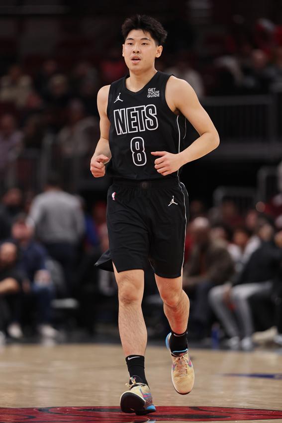 球员在快速 球员在快速